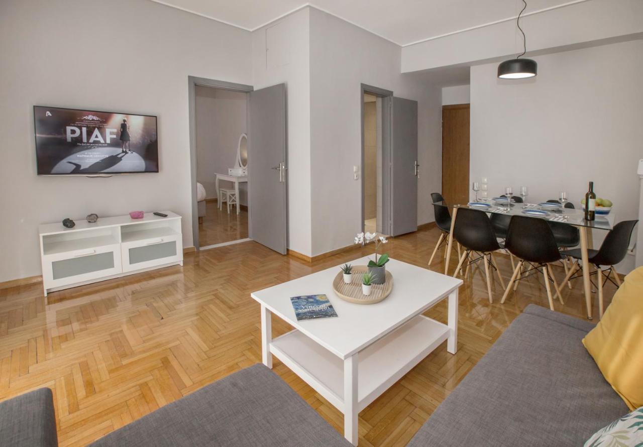 Cozy apartment in Syntagma-Plaka by GHH Ateny Zewnętrze zdjęcie